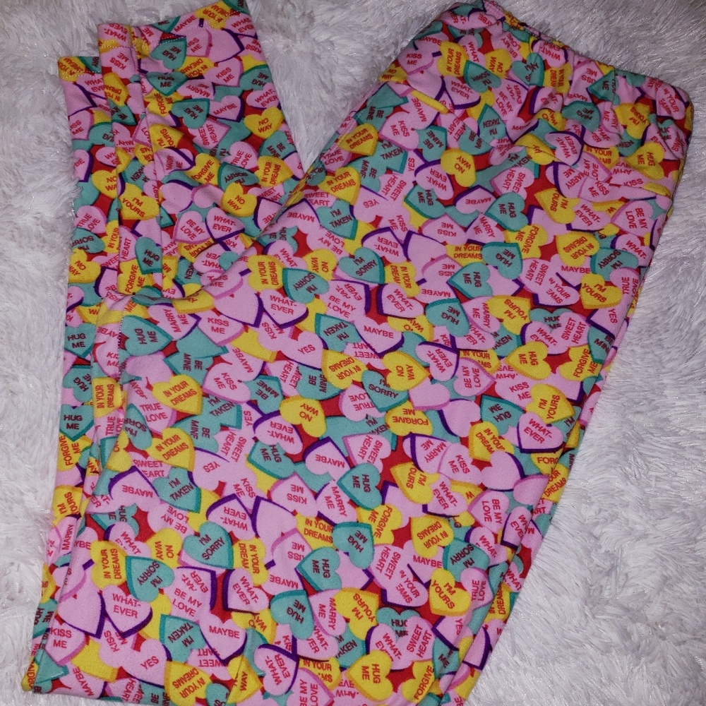 Lularoe Valentine's leggings TC